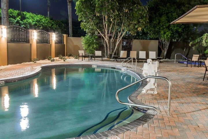 Pool 5 of 32