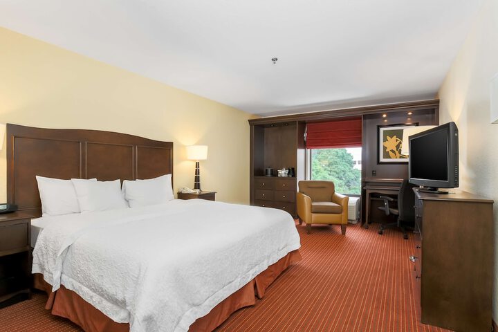 Hampton Inn Champaign / Urbana
