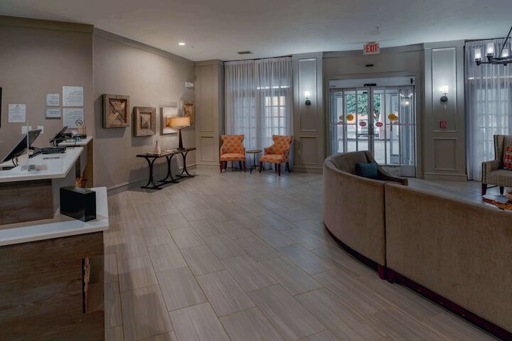 Hotel Interior 12 of 39