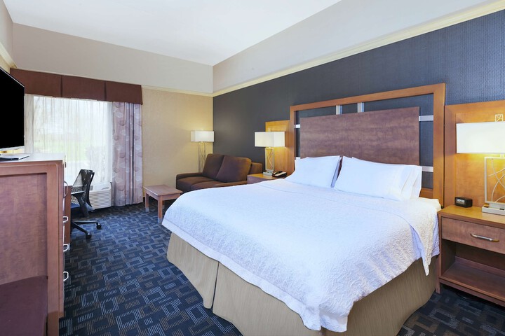 Room 17 of 31