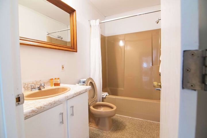 Ocean House Hotel & Motel