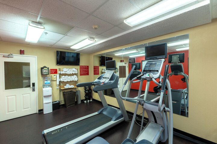 Candlewood Suites Bedford Fort Worth by IHG