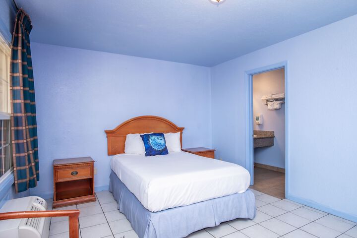 Room 73 of 92