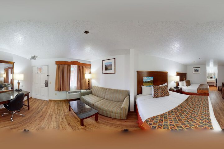 Room 19 of 34