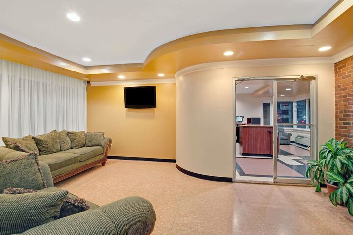 Hotel Interior 4 of 16