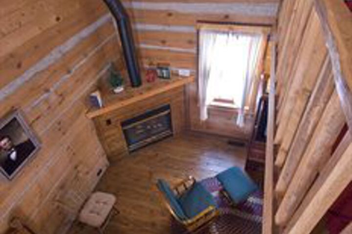 Galena Log Cabin Getaway