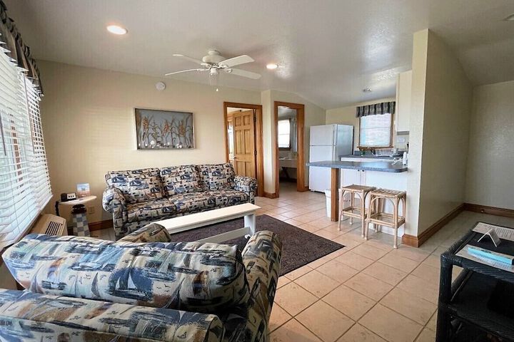 Pony Island Inn