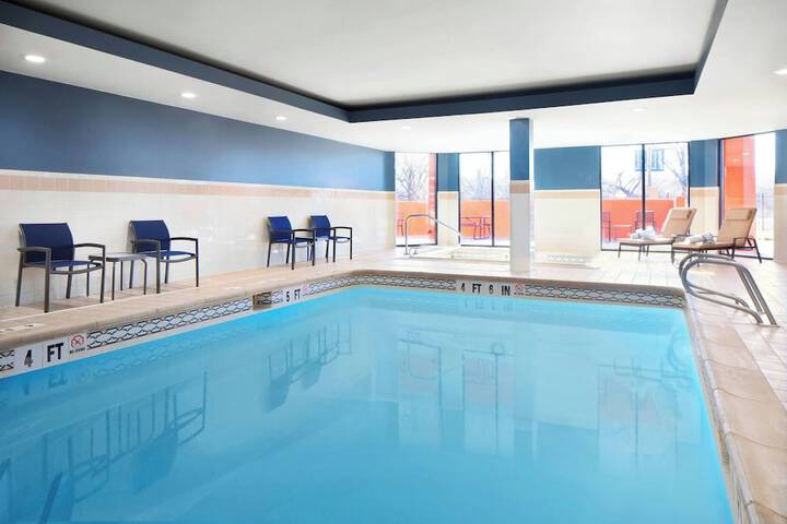 Courtyard by Marriott Farmington