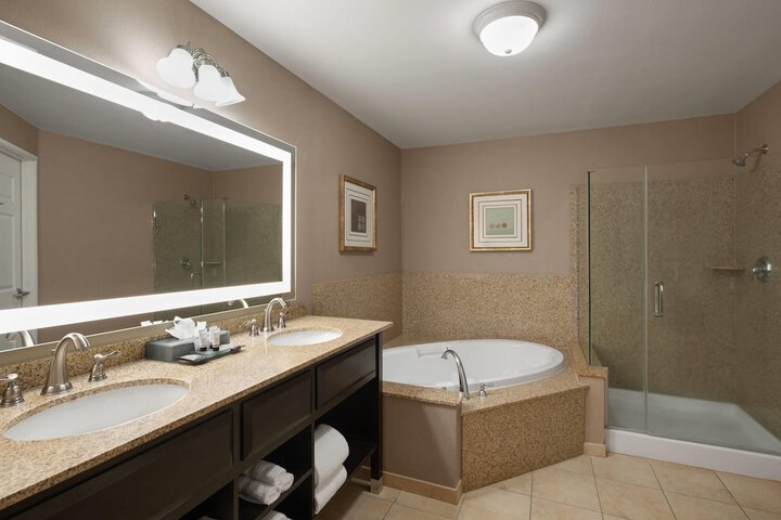 La Quinta Inn & Suites by Wyndham Paso Robles