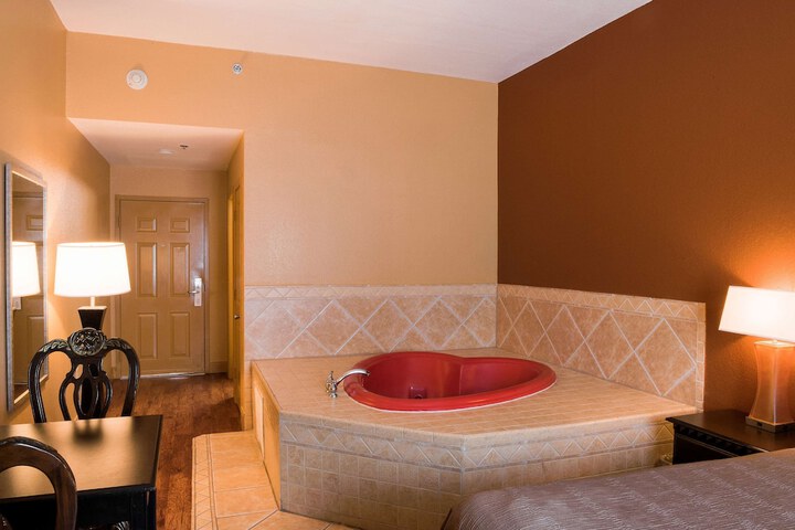 Room 36 of 42