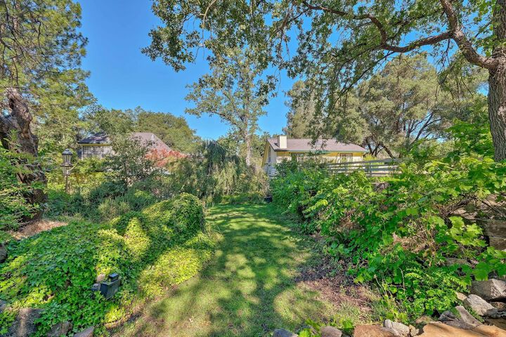 Sonora Home on 10 Resort Acres w / Shared Pool!
