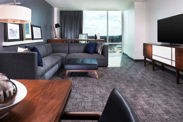Room 25 of 60