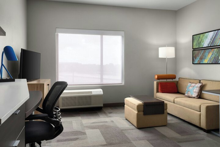 Room 17 of 48