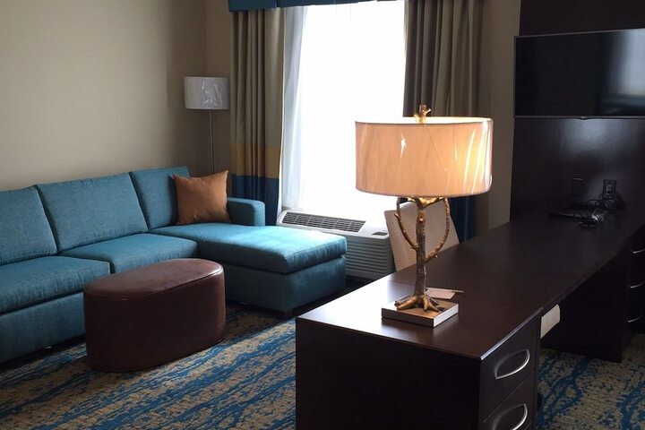 Room 16 of 37