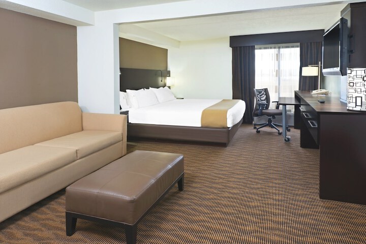 Holiday Inn Express Hotel & Suites Colby by IHG