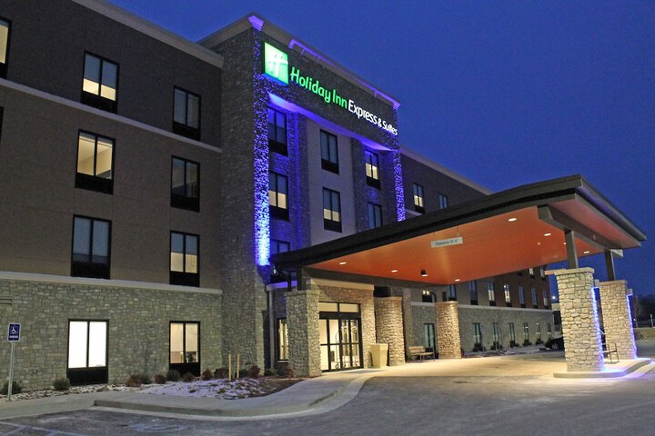 Hotel 10 of 63