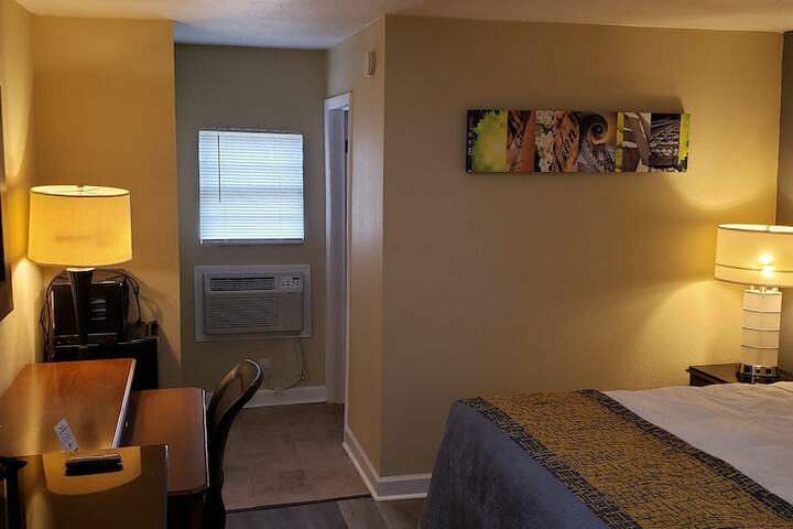 Regency Inn