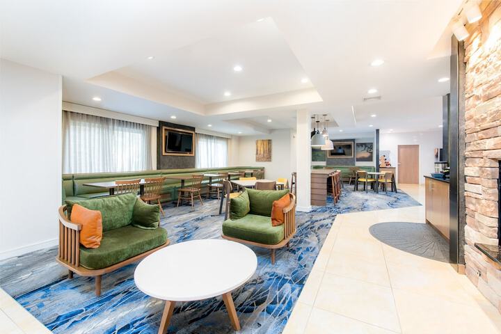 Hotel Interior 14 of 32