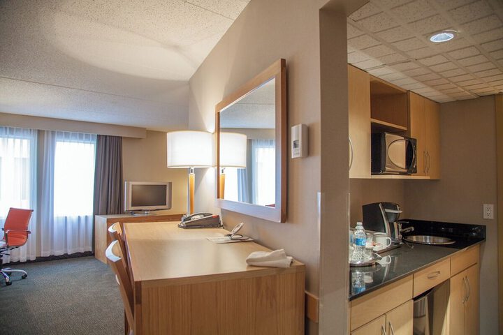 Room 13 of 22