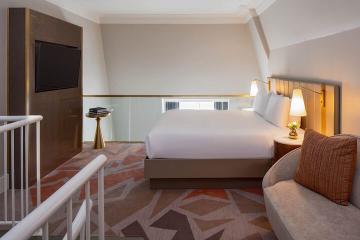 Hotel Crescent Court