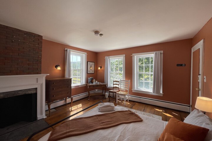 Stone Hearth Inn and Eatery