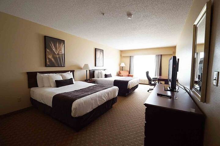 Town & Country Inn and Suites
