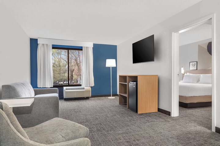Room 14 of 41