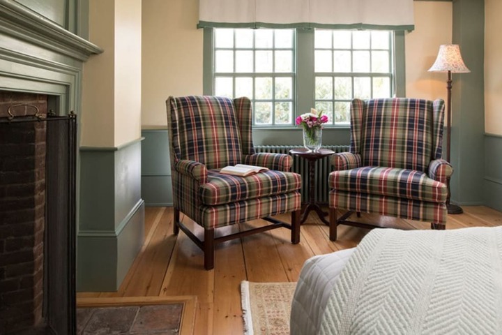 Waldo Emerson Inn