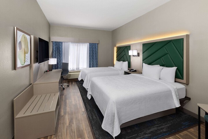 Wingate by Wyndham Sulphur Near Lake Charles