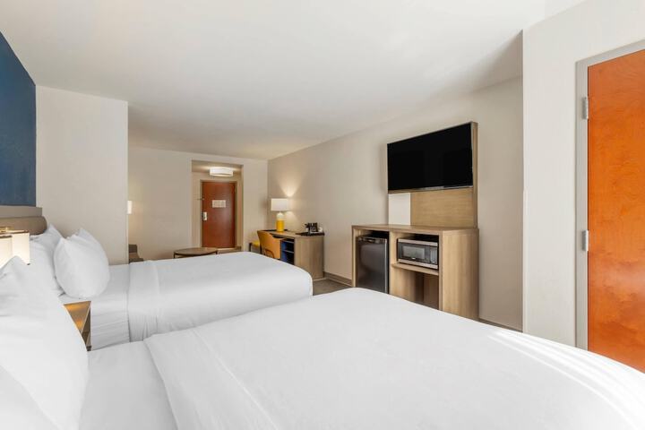Comfort Suites Columbia Northeast - Fort Jackson