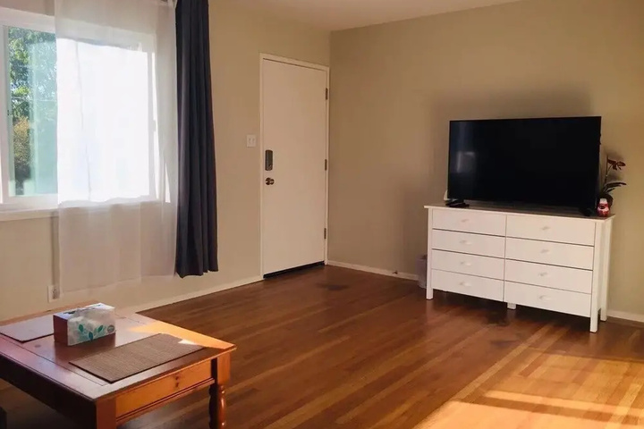 3426 Entire 1BR Apt / house in El Cerrito Cozy