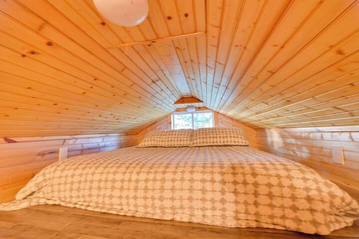 Cozy Beattyville Cabin w / Fire Pit
