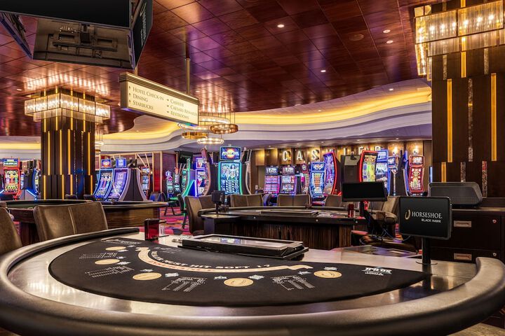Horseshoe Black Hawk - a Caesars Rewards Destination