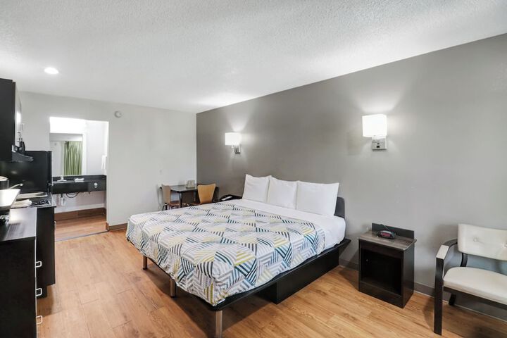 Room 45 of 48