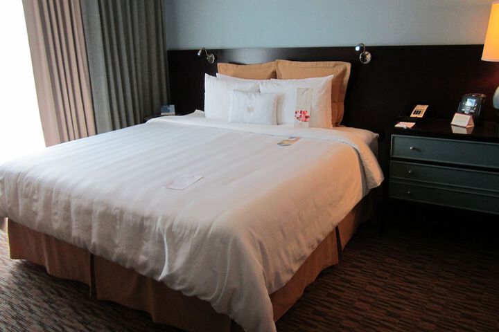 Room 29 of 76
