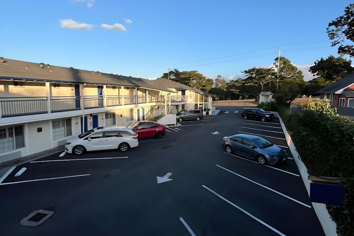 Hotel 7 of 30