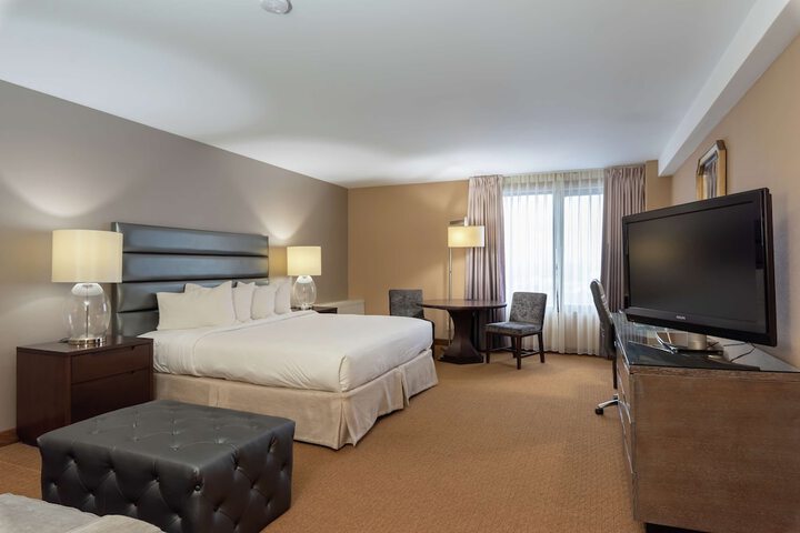 Room 15 of 64