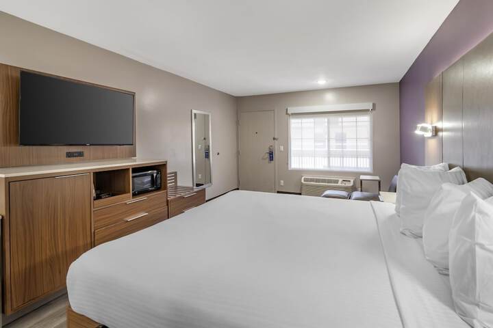 Best Western Airport Plaza Hotel – LAX  Airport LA Stadium