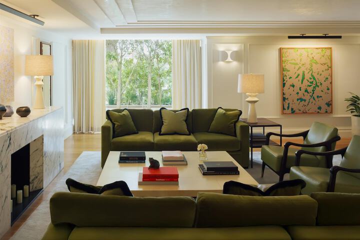 LErmitage Beverly Hills