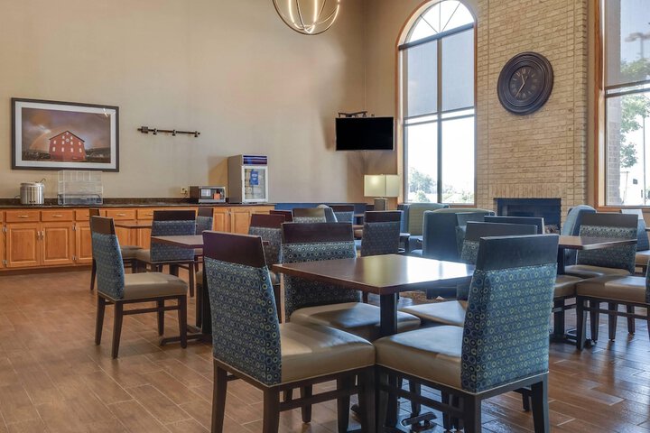 Comfort Inn Millersburg