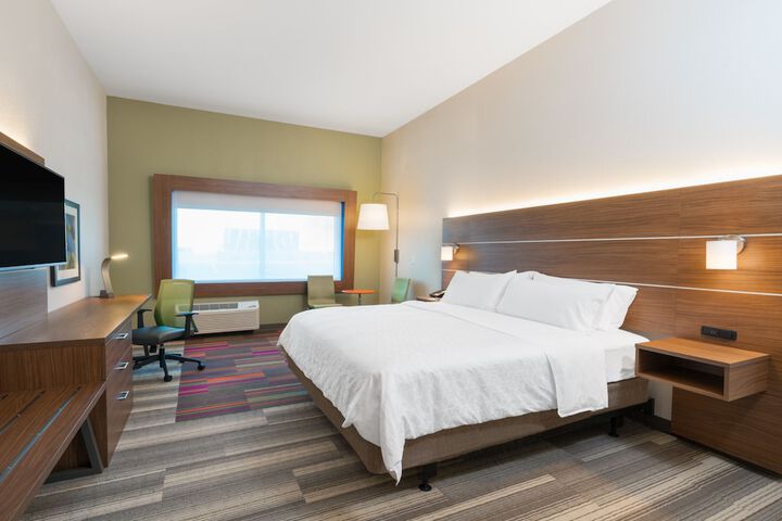 Room 19 of 54