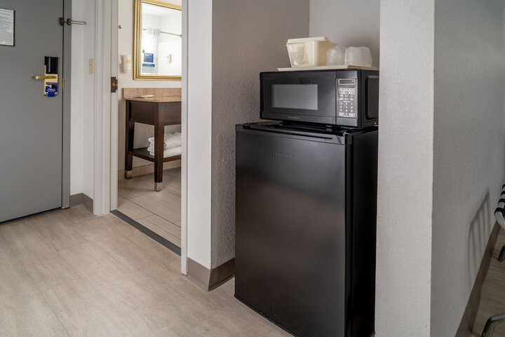 Room 15 of 29