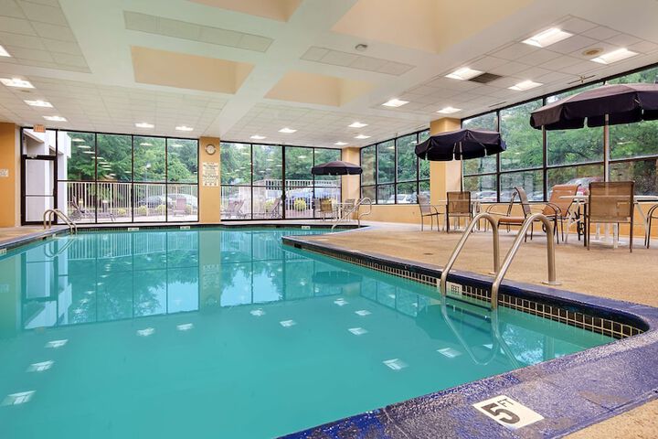 Pool 4 of 23