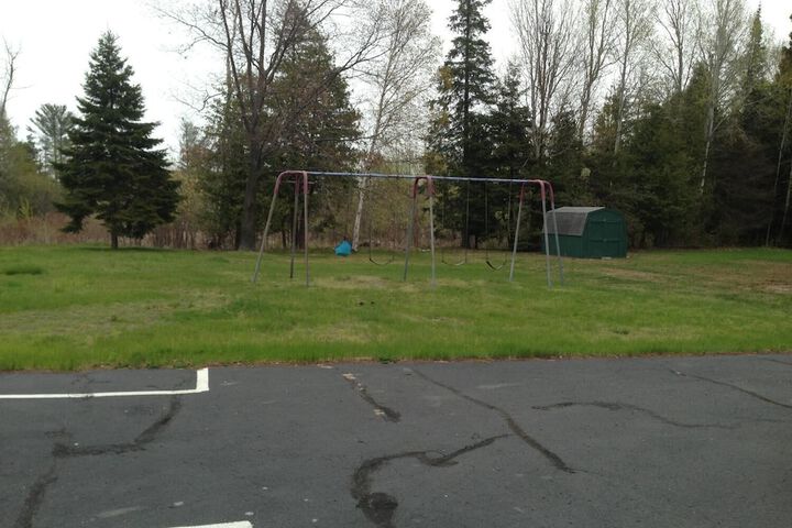 Property Grounds 22 of 24