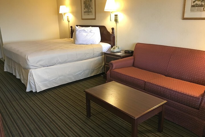 Room 26 of 29