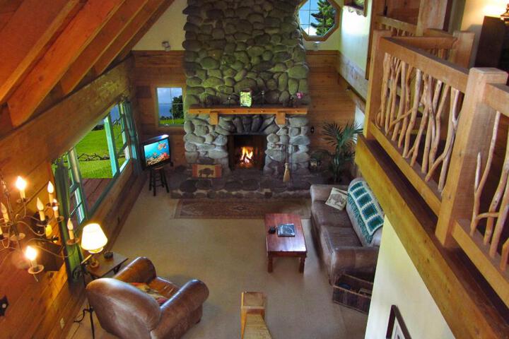 Kohala Lodge- Vacation Rental House