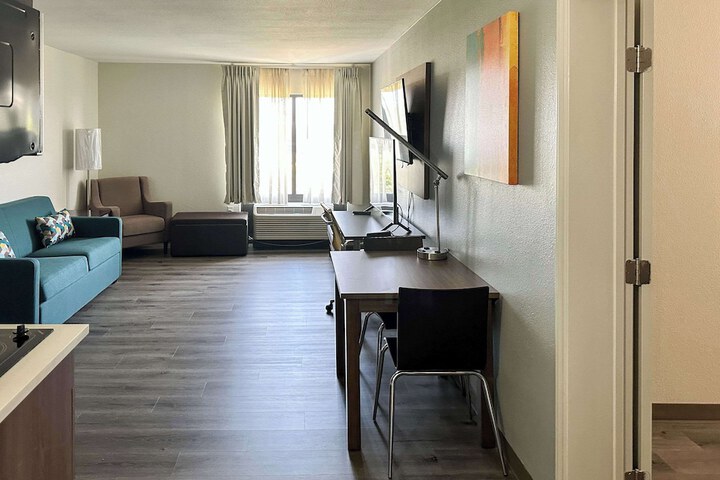 Room 29 of 49