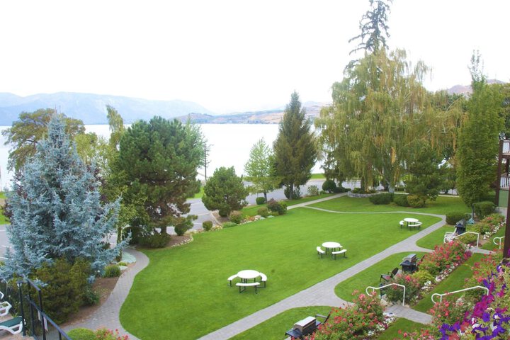 Hotel View 72 of 100