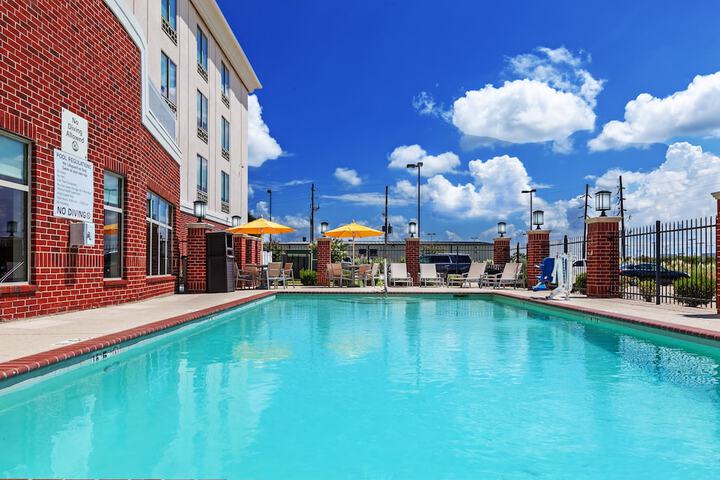 Holiday Inn Express & Suites Shreveport South Park Plaza by IHG
