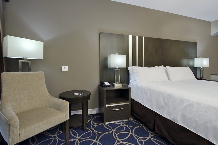 Holiday Inn Express & Suites Houston North - IAH Area by IHG